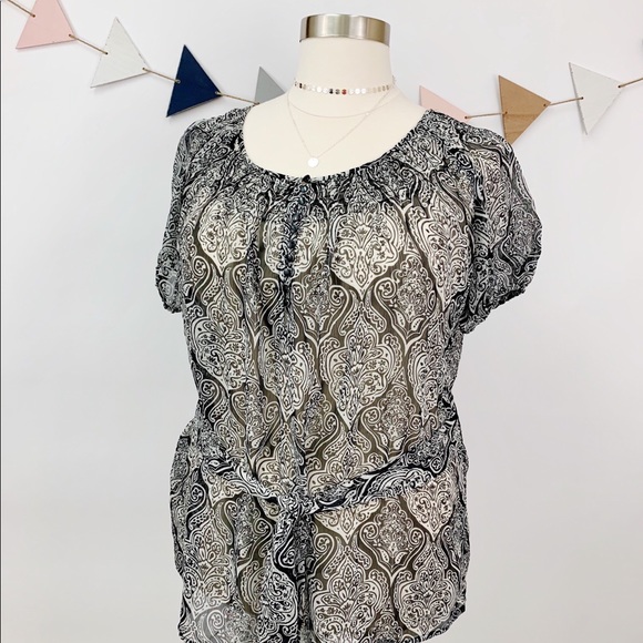 Semi-Sheer Paisley Print Top w/Tie Waist - Picture 2 of 8